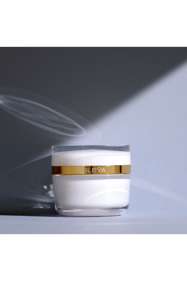 L'ıntégral Anti-age Ultra Yaşlanma Karşıtı Pürüzsüzleştirici Lüks Yüz Kremi 50ml